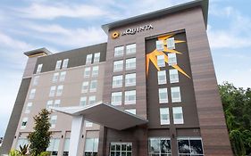 La Quinta Inn & Suites By Wyndham Lake City
